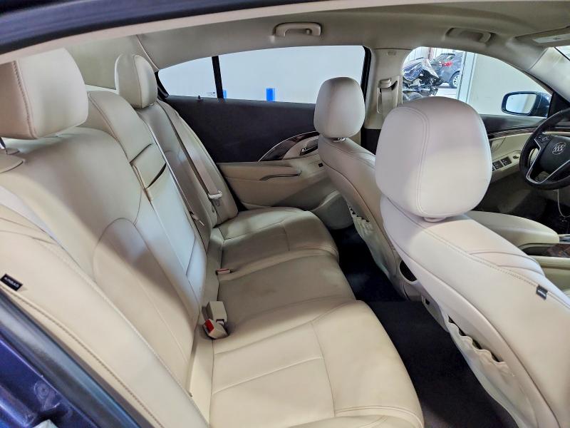 53525596 :رقم المزاد ، 1G4GB5G32FF236835 vin ، 2015 Buick Lacrosse مزاد بيع