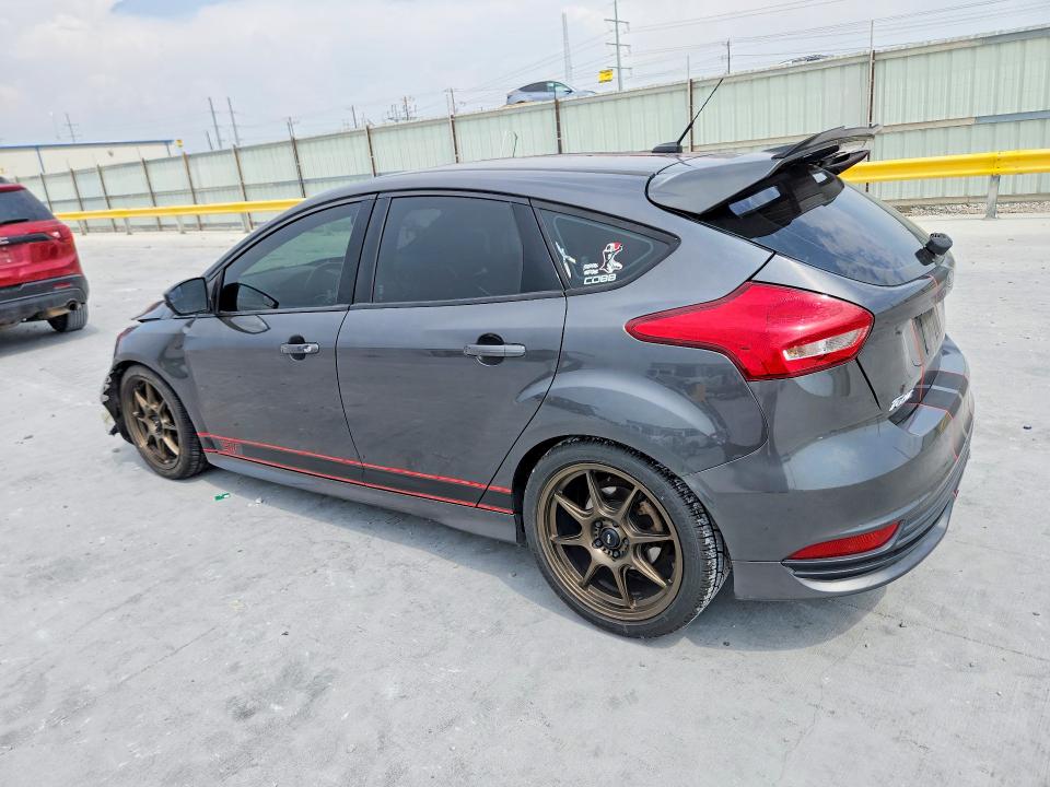 Продажа на аукционе авто 2017 Ford Focus, vin: 1FADP3L95HL331813, номер лота: 54004526