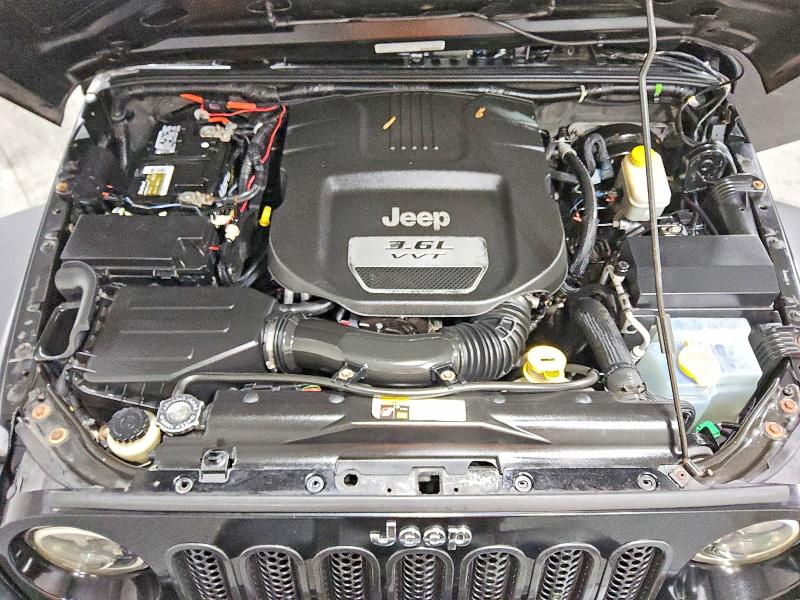 2013 Jeep Wrangler Unlimited მანქანა იყიდება აუქციონზე, vin: 1C4BJWDG1DL598300, აუქციონის ნომერი: 51907406