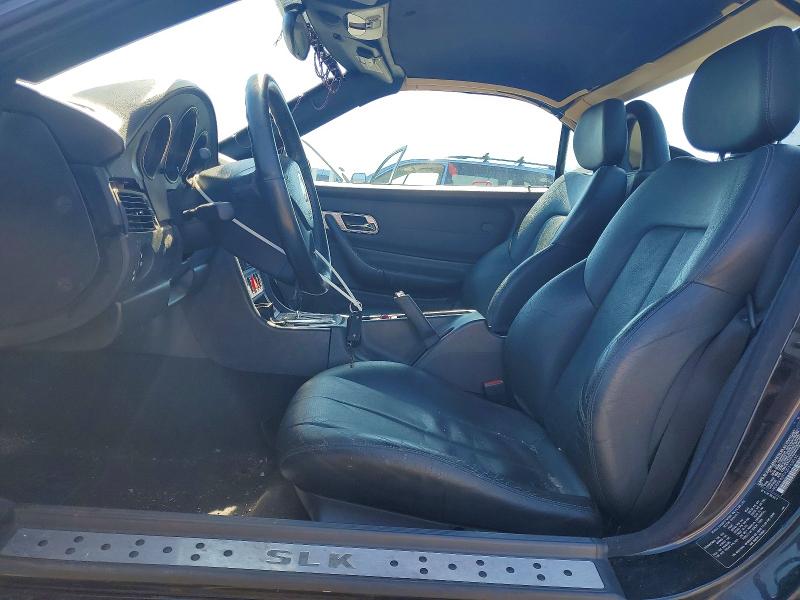 Продажа на аукционе авто 2002 Mercedes-benz Slk, vin: WDBKK49FX2F263032, номер лота: 52934686