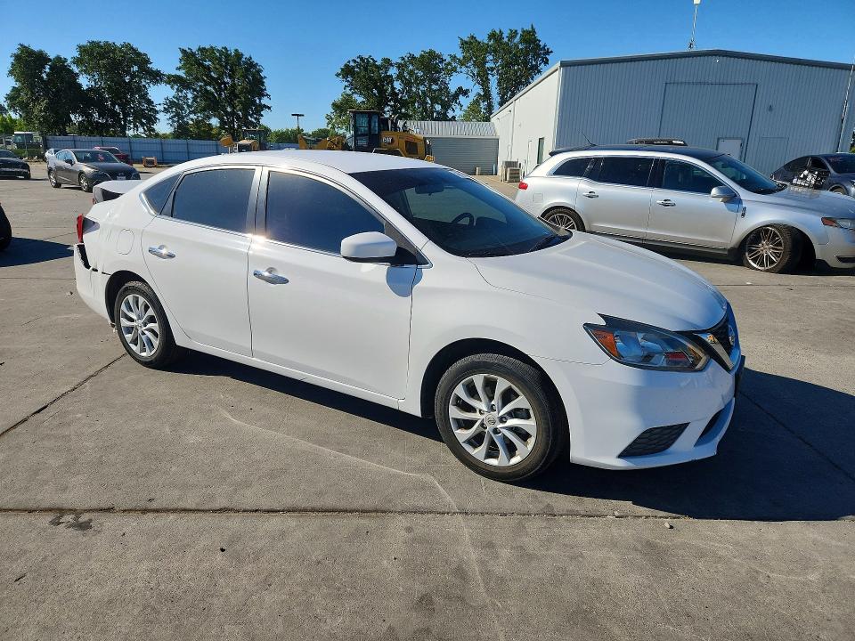 54141276 :رقم المزاد ، 3N1AB7AP3KY438073 vin ، 2019 Nissan Sentra مزاد بيع