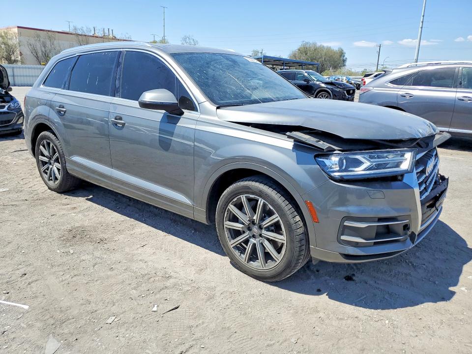 Продажа на аукционе авто 2017 Audi Q7, vin: WA1LAAF75HD030338, номер лота: 53299146