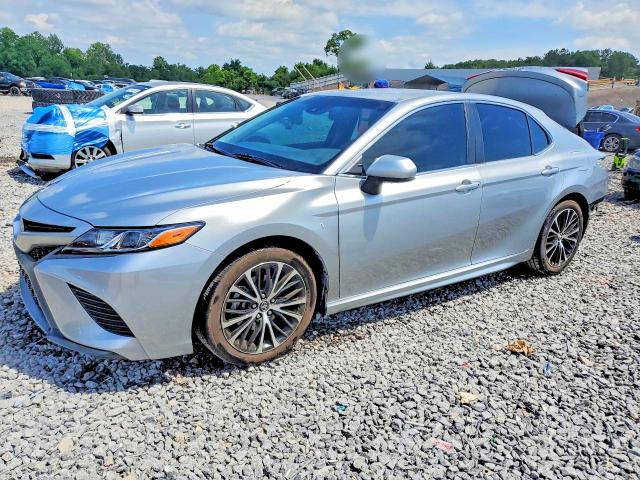 2018 Toyota Camry მანქანა იყიდება აუქციონზე, vin: 4T1B11HK8JU639444, აუქციონის ნომერი: 53040916
