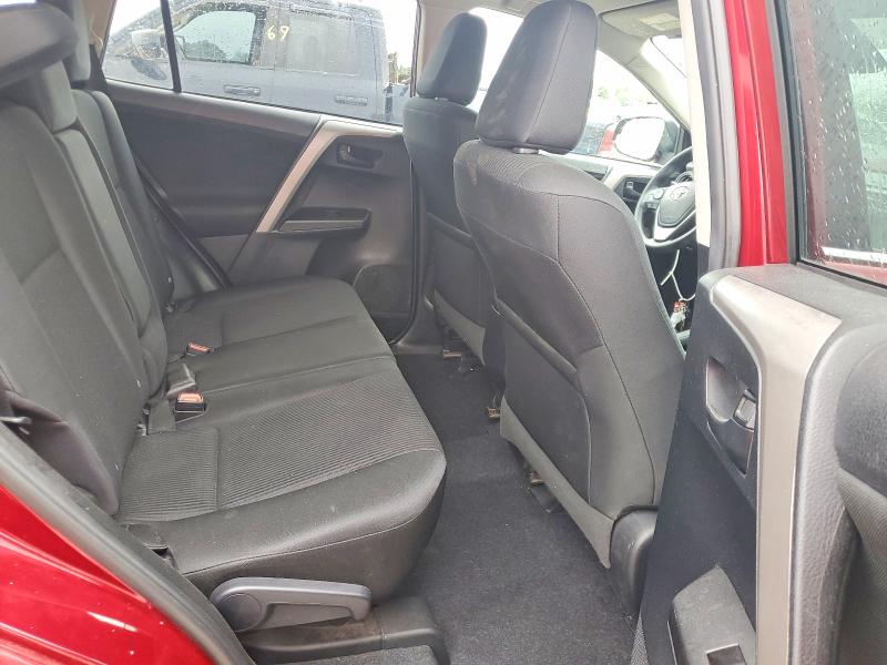 53786266 :رقم المزاد ، 2T3ZFREV1JW418465 vin ، 2018 Toyota Rav4 مزاد بيع