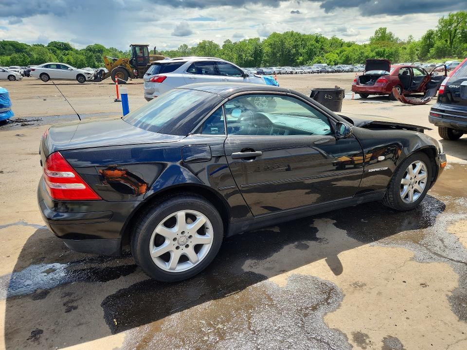 Продажа на аукционе авто 1998 Mercedes-benz Slk, vin: WDBKK47F0WF063771, номер лота: 54977746