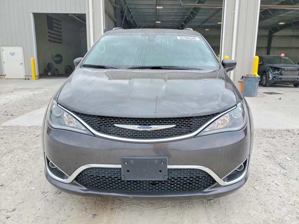 53199346 :رقم المزاد ، 2C4RC1EG3KR645650 vin ، 2019 Chrysler Pacifica مزاد بيع