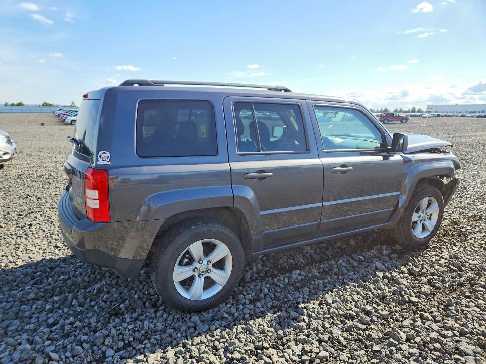 55389596 :رقم المزاد ، 1C4NJRFB8FD321639 vin ، 2015 Jeep Patriot مزاد بيع