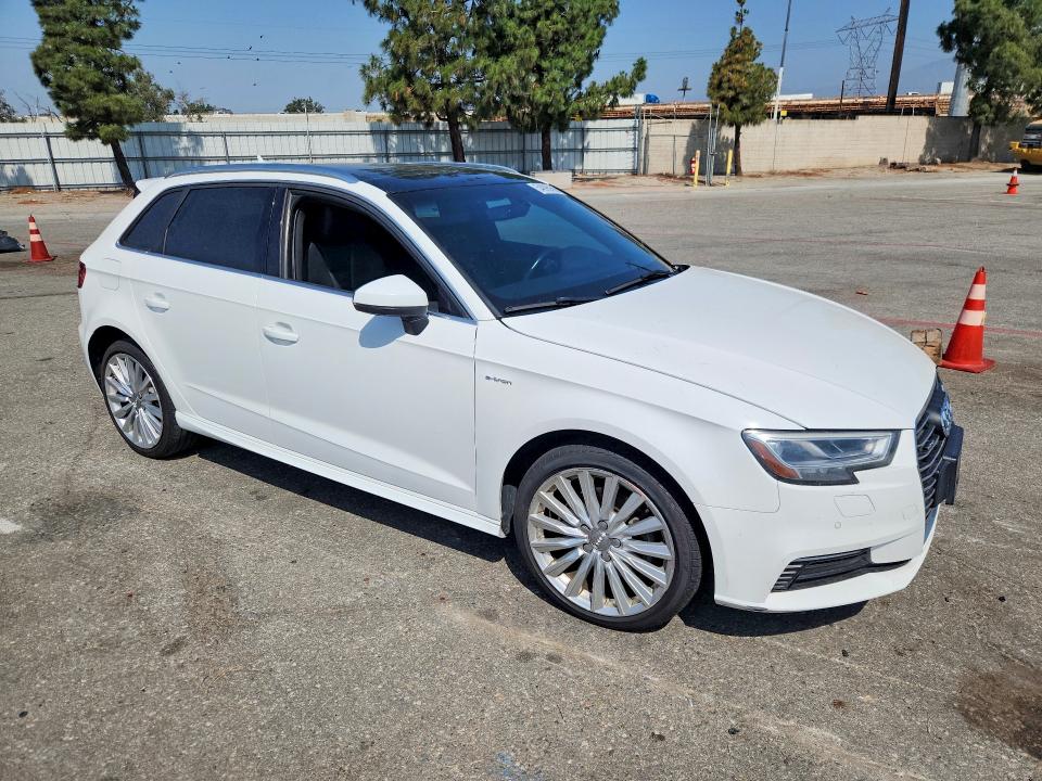Auction sale of the 2017 Audi A3, vin: WAUTPBFFXHA056045, lot number: 54095666