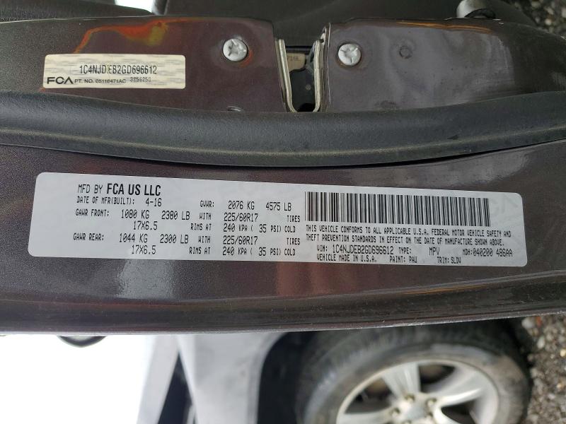 2016 Jeep Compass მანქანა იყიდება აუქციონზე, vin: 1C4NJDEB2GD696612, აუქციონის ნომერი: 52937236