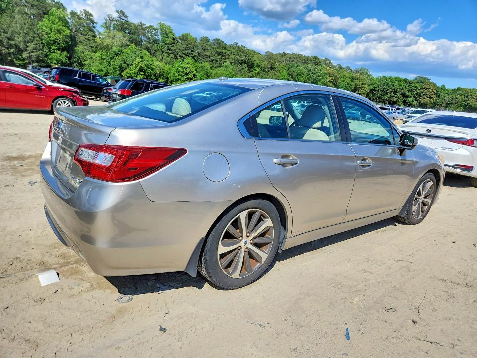 55043266 :رقم المزاد ، 4S3BNAN66F3030821 vin ، 2015 Subaru Legacy مزاد بيع