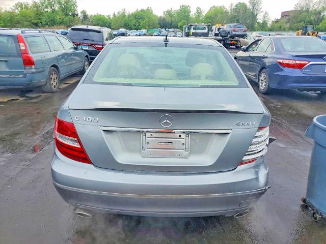 Продаж на аукціоні авто 2014 Mercedes-benz C, vin: WDDGF8ABXEA955732, номер лоту: 53208726
