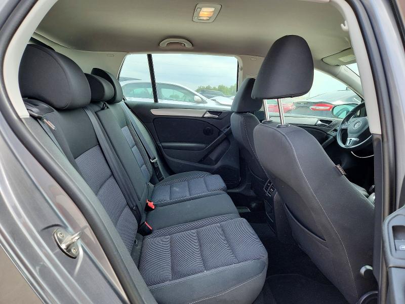 51681946 :رقم المزاد ، WVWDM7AJ2DW135697 vin ، 2013 Volkswagen Golf مزاد بيع