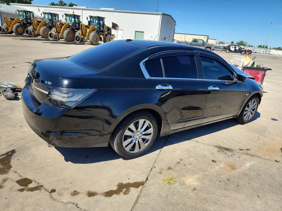53458646 :رقم المزاد ، 1HGCP3F89CA021744 vin ، 2012 Honda Accord مزاد بيع