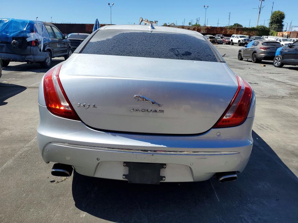 2014 Jaguar Xjl მანქანა იყიდება აუქციონზე, vin: SAJWA2GZXE8V65468, აუქციონის ნომერი: 55613246