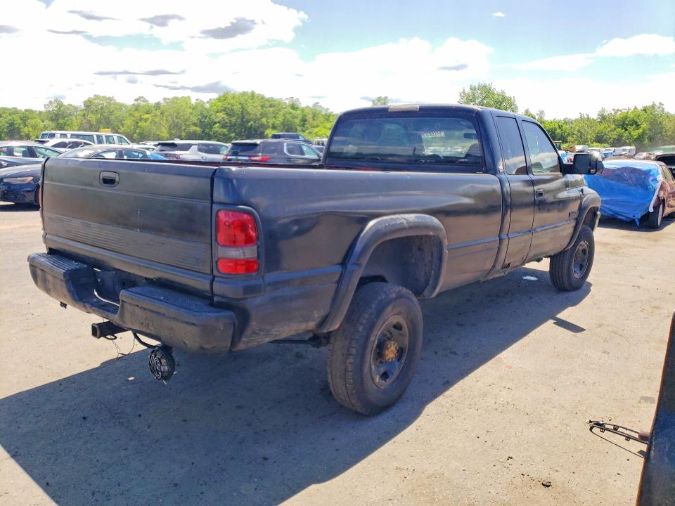 1999 Dodge Ram 2500 მანქანა იყიდება აუქციონზე, vin: 1B7KF2361XJ539010, აუქციონის ნომერი: 54768506