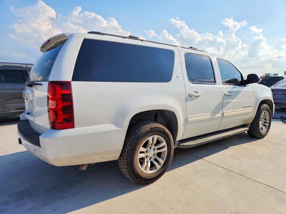 2014 Chevrolet Suburban მანქანა იყიდება აუქციონზე, vin: 1GNSCJE03ER234688, აუქციონის ნომერი: 54700026