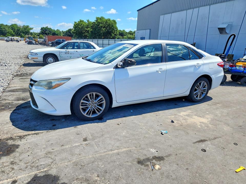 54081996 :رقم المزاد ، 4T1BF1FK8GU587391 vin ، 2016 Toyota Camry مزاد بيع