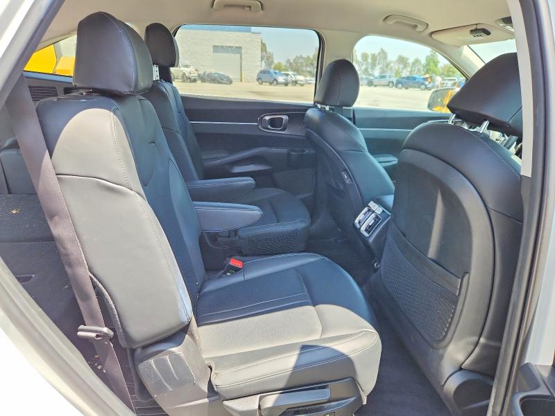 52897106 :رقم المزاد ، KNDRH4LG9P5216720 vin ، 2023 Kia Sorento مزاد بيع