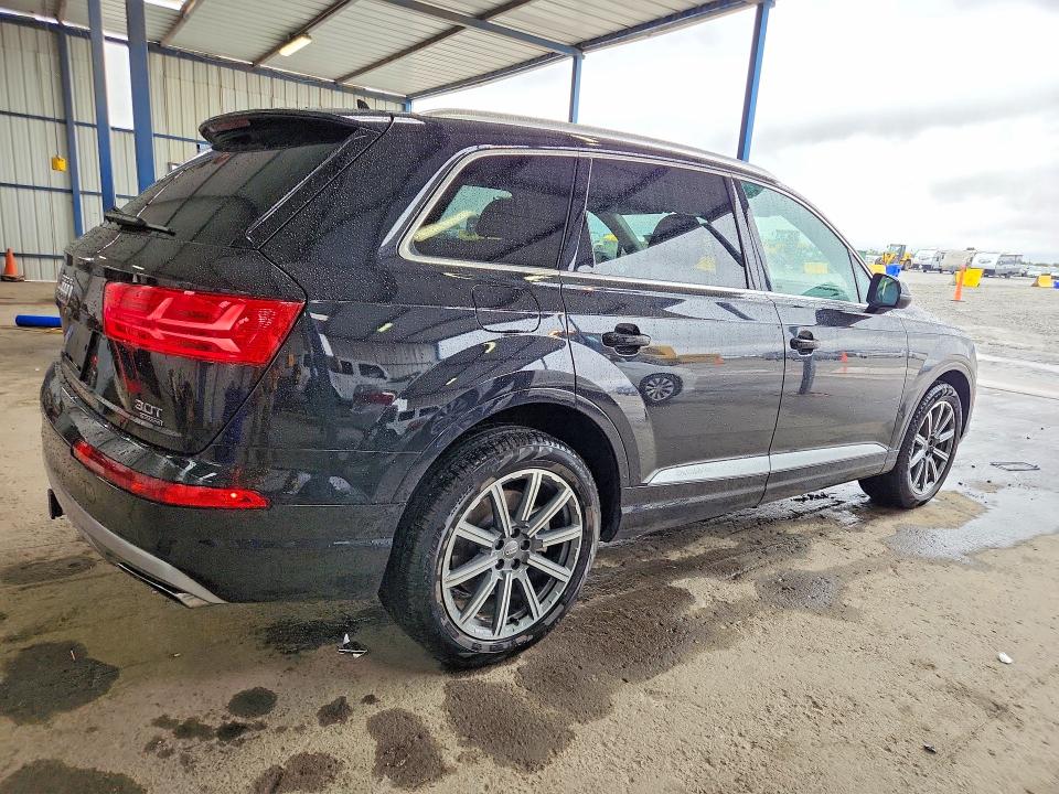 2018 Audi Q7 მანქანა იყიდება აუქციონზე, vin: WA1LAAF71JD028656, აუქციონის ნომერი: 52538916