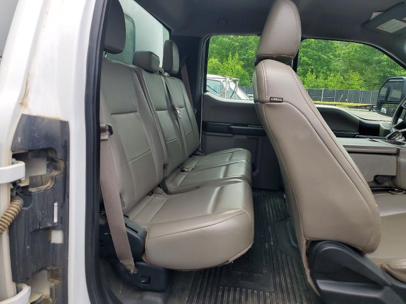 53543816 :رقم المزاد ، 1FD8X3F64HED46350 vin ، 2017 Ford F350 مزاد بيع