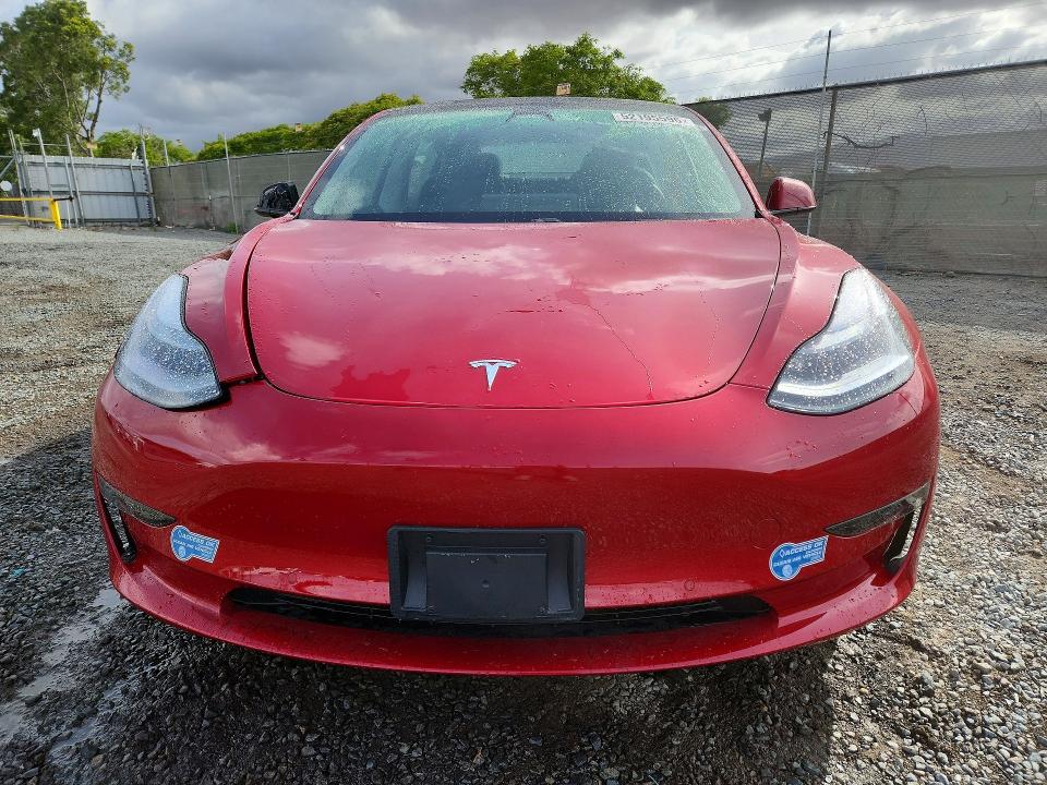 52195596 :رقم المزاد ، 5YJ3E1EAXMF996162 vin ، 2021 Tesla Model 3 مزاد بيع