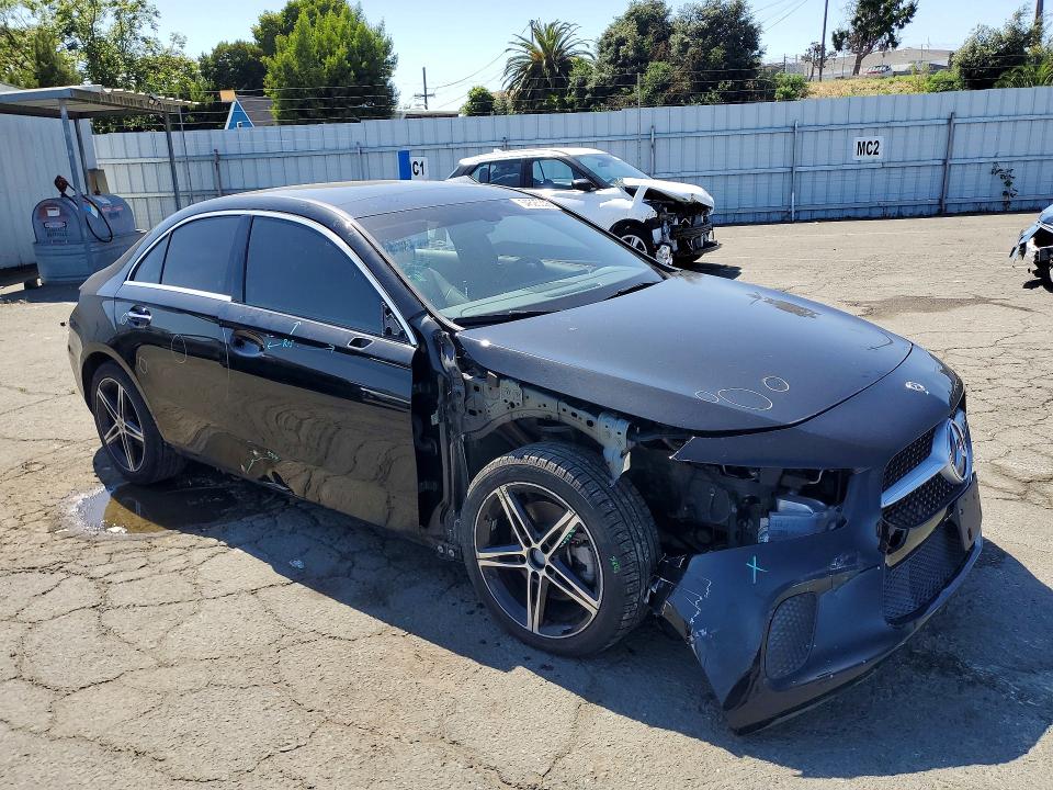 54525356 :رقم المزاد ، W1K3G4EB7MJ257026 vin ، 2021 Mercedes-benz A مزاد بيع