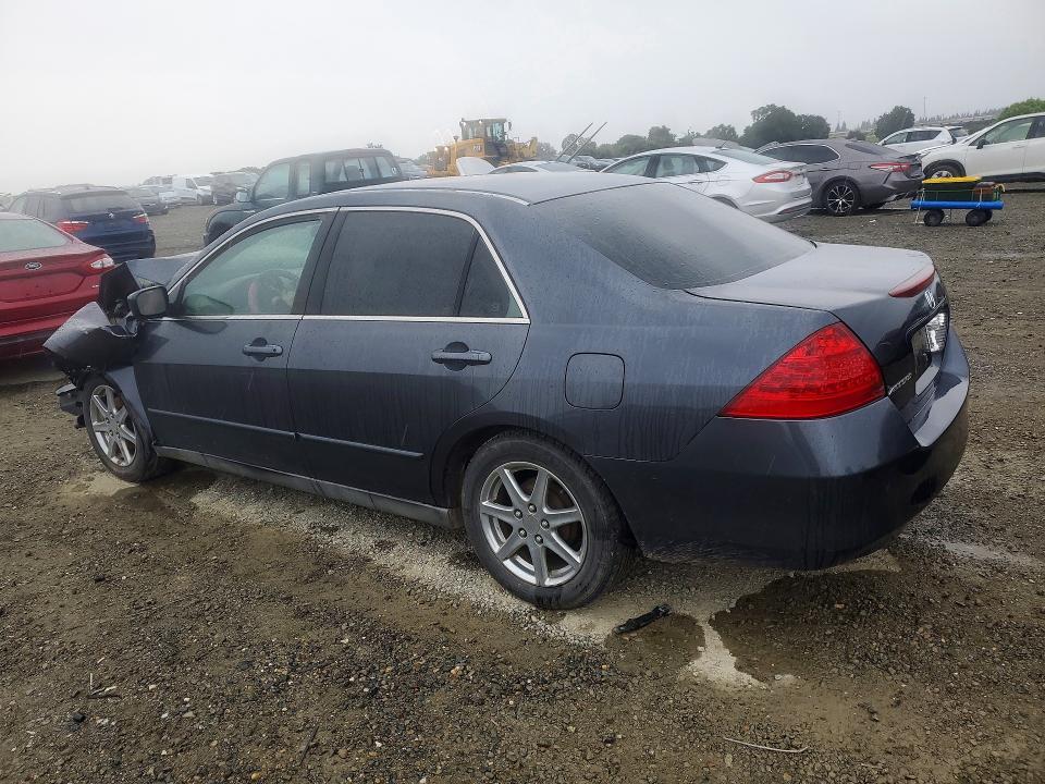 2007 Honda 600cc Eng მანქანა იყიდება აუქციონზე, vin: 1HGCM56417A172102, აუქციონის ნომერი: 52084296