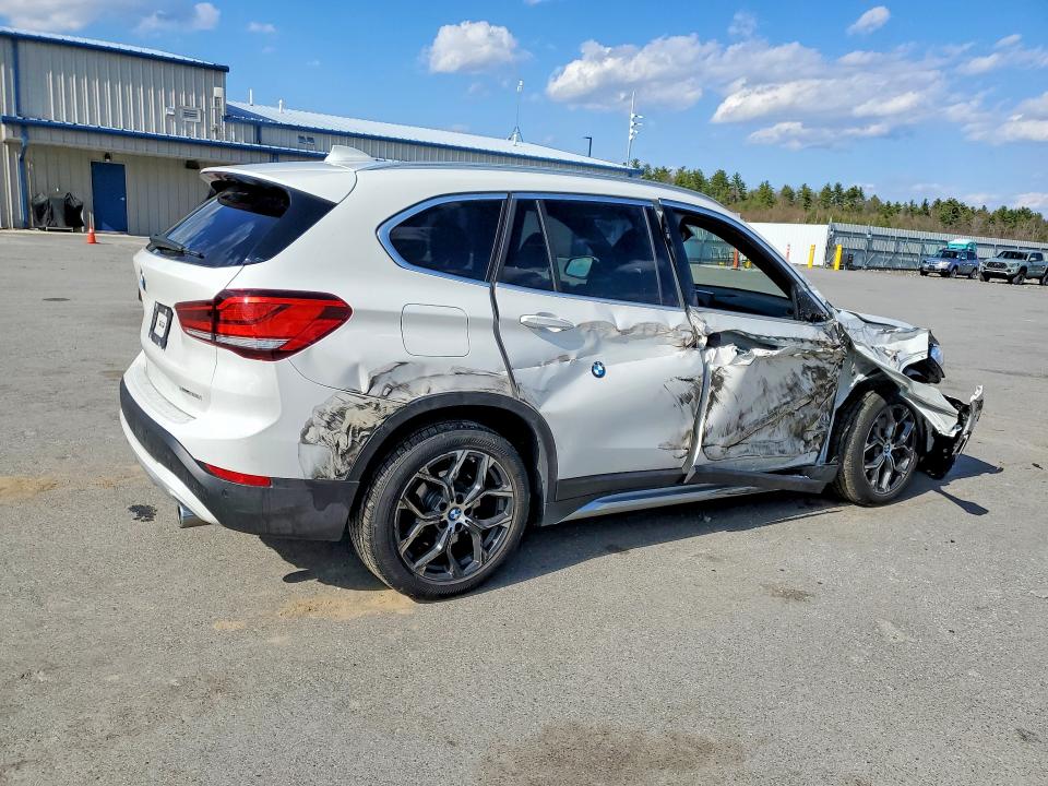 52147476 :رقم المزاد ، WBXJG9C01M5U27408 vin ، 2021 Bmw X1 مزاد بيع