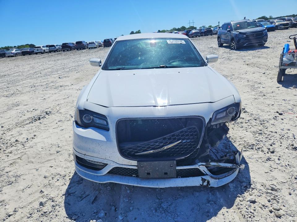 53135646 :رقم المزاد ، 2C3CCABG5HH668778 vin ، 2017 Chrysler 300 مزاد بيع