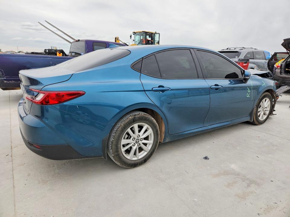 52179096 :رقم المزاد ، 4T1DAACK7SU077943 vin ، 2025 Toyota Camry مزاد بيع