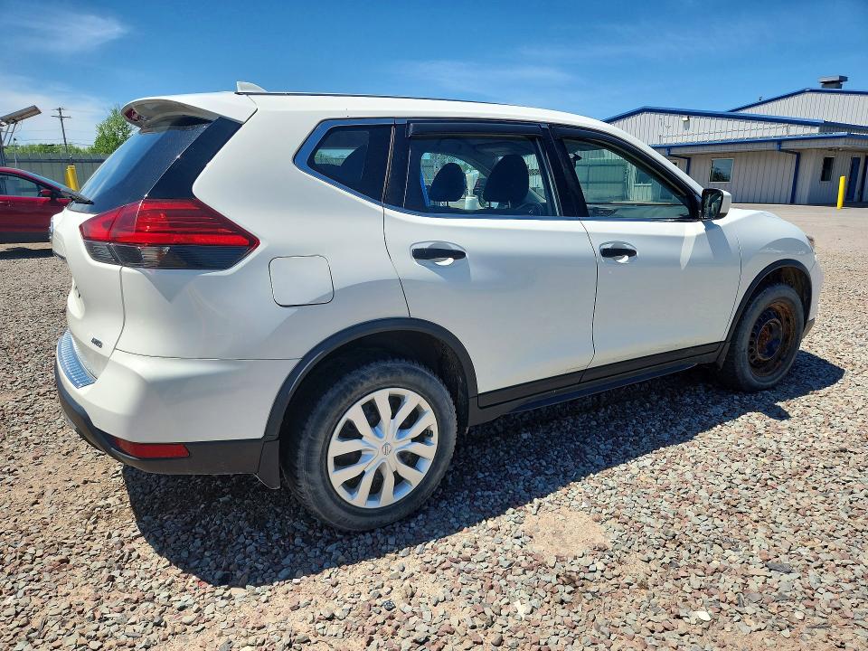 2017 Nissan Rogue მანქანა იყიდება აუქციონზე, vin: JN8AT2MVXHW024932, აუქციონის ნომერი: 55182066