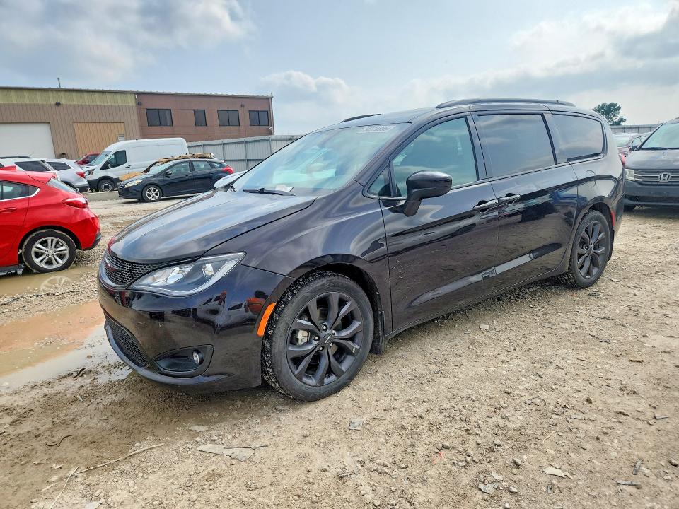 54370866 :رقم المزاد ، 2C4RC1FG0KR574566 vin ، 2019 Chrysler Pacifica مزاد بيع