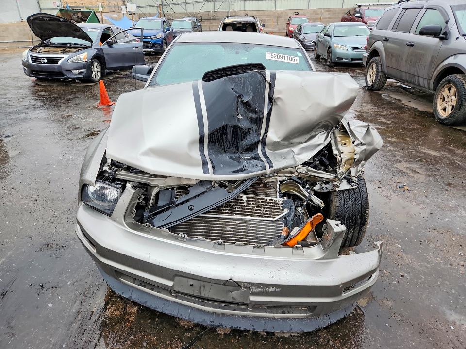 52091106 :رقم المزاد ، 1ZVHT80N985176755 vin ، 2008 Ford Mustang مزاد بيع
