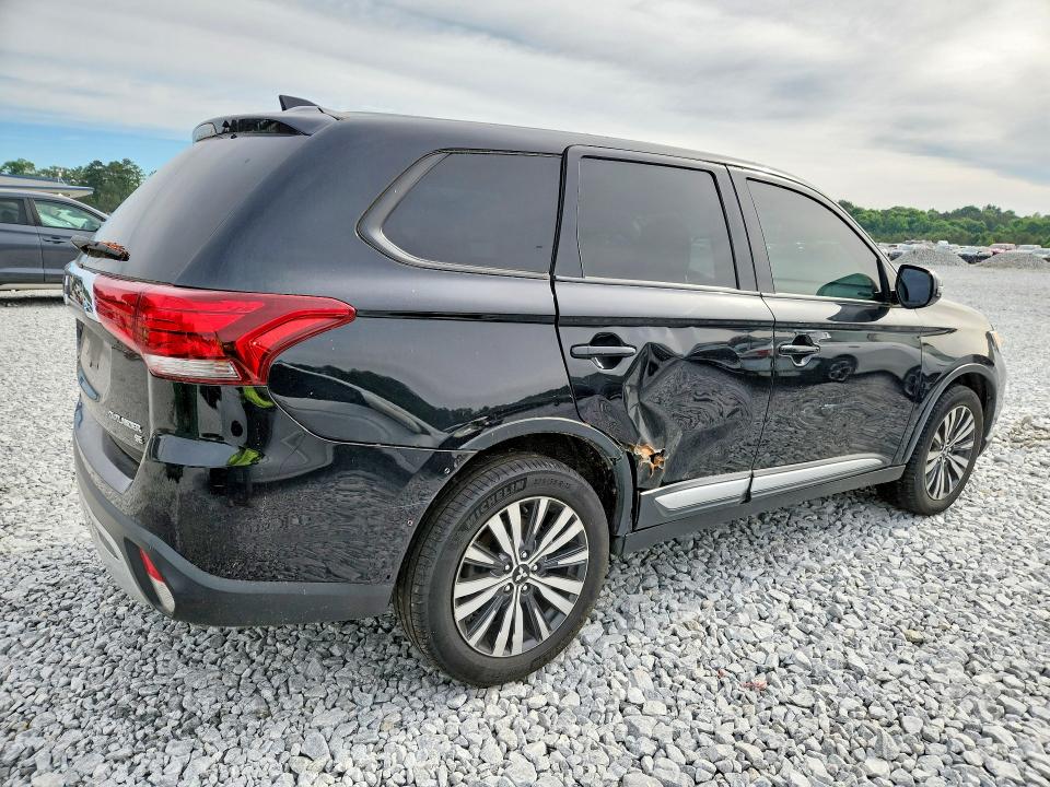 50855696 :رقم المزاد ، JA4AZ3A30KZ043816 vin ، 2019 Mitsubishi Outlander مزاد بيع