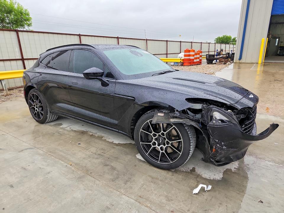 2021 Aston Martin Dbx მანქანა იყიდება აუქციონზე, vin: SCFVUJAW9MTV01123, აუქციონის ნომერი: 52387406
