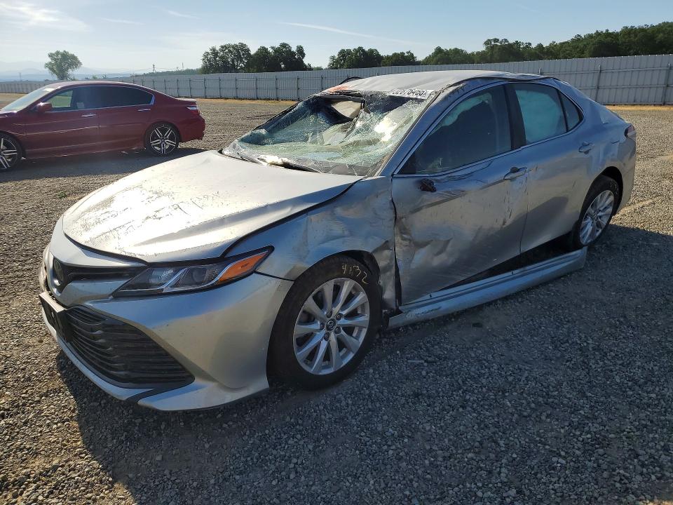 Продажа на аукционе авто 2018 Toyota Camry, vin: 4T1B11HK3JU508499, номер лота: 52876466