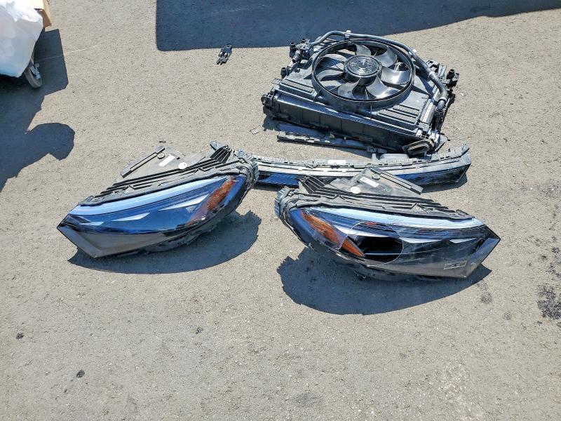 52662486 :رقم المزاد ، 4JGDM2DB9PA022513 vin ، 2023 Mercedes-benz Eqs Suv مزاد بيع