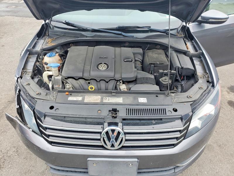 54606926 :رقم المزاد ، 1VWBP7A38CC033706 vin ، 2012 Volkswagen Passat مزاد بيع