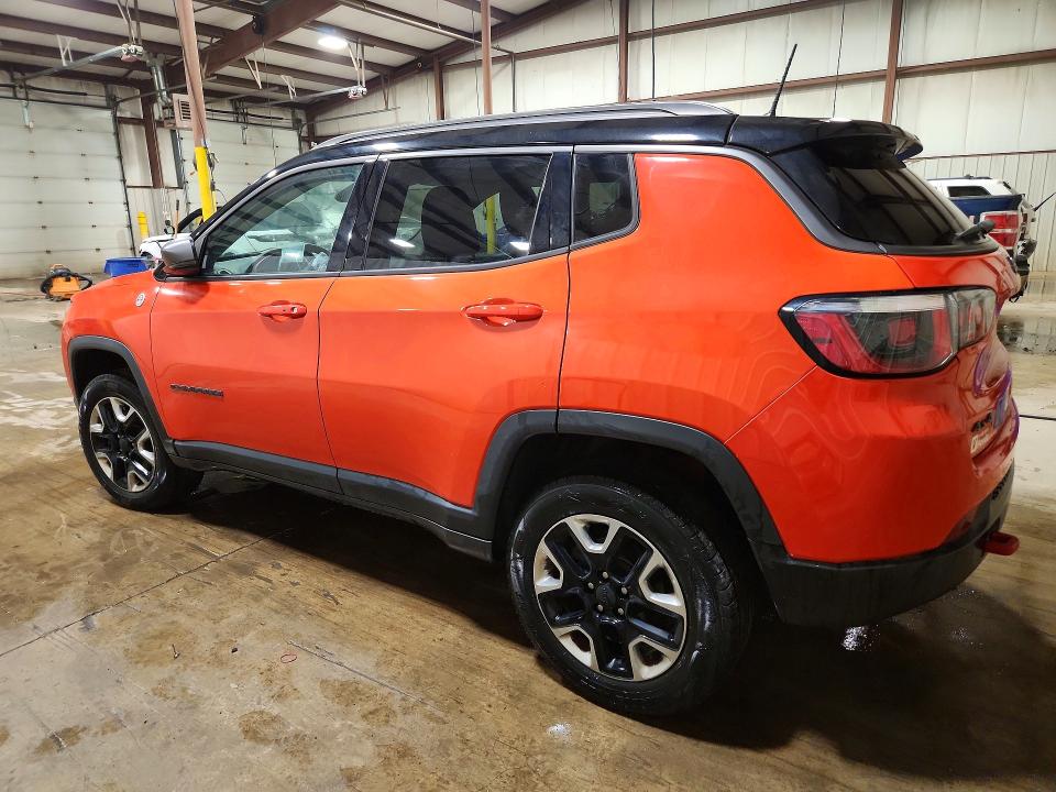 53395876 :رقم المزاد ، 3C4NJDDB5JT465609 vin ، 2018 Jeep Compass مزاد بيع