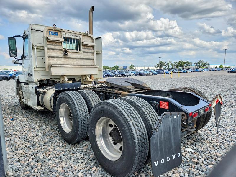 Продаж на аукціоні авто 2017 Volvo Vnm, vin: 4V4MC9EG4HN992374, номер лоту: 50106416