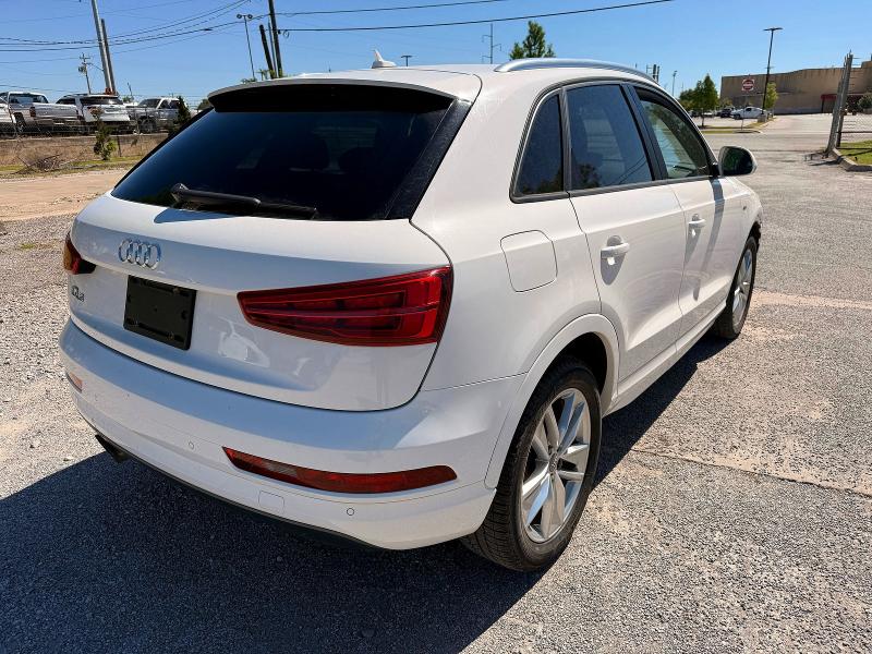 53051656 :رقم المزاد ، WA1BCCFS2JR018632 vin ، 2018 Audi Q3 مزاد بيع