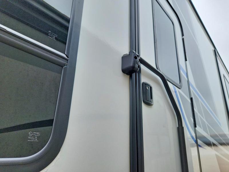 51852466 :رقم المزاد ، 4YDF1PT20SF815227 vin ، 2025 Keys Trailer مزاد بيع