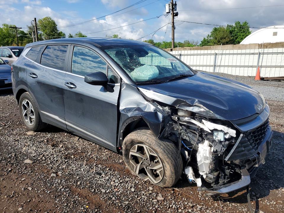 Продаж на аукціоні авто 2023 Kia Sportage, vin: KNDPUCAF1P7171848, номер лоту: 52384326