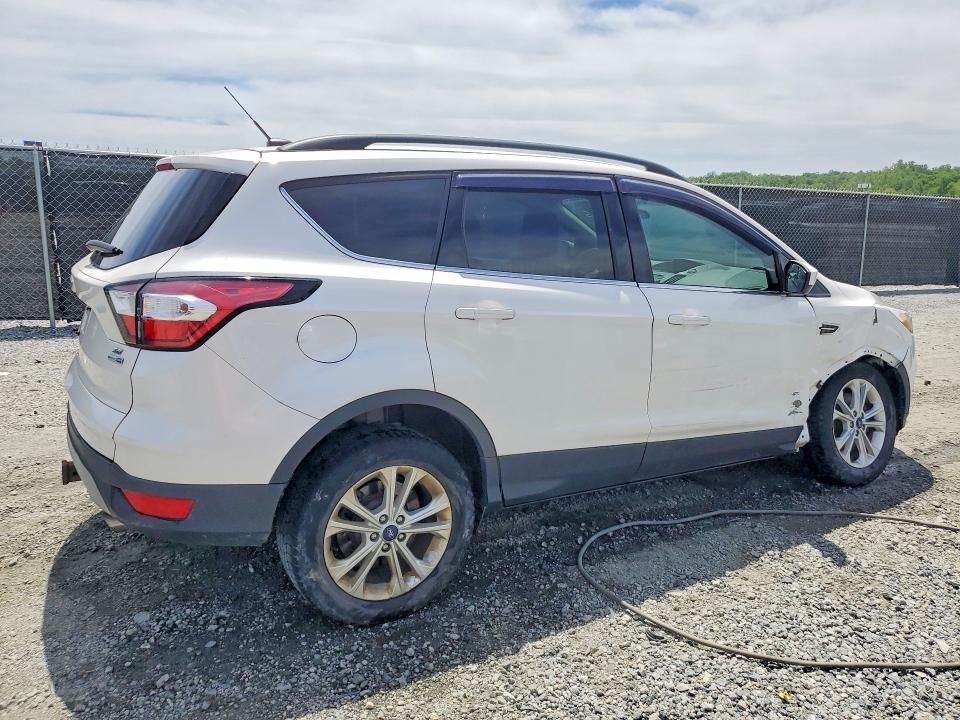 Auction sale of the 2018 Ford Escape, vin: 1FMCU9GD7JUB35674, lot number: 53350626