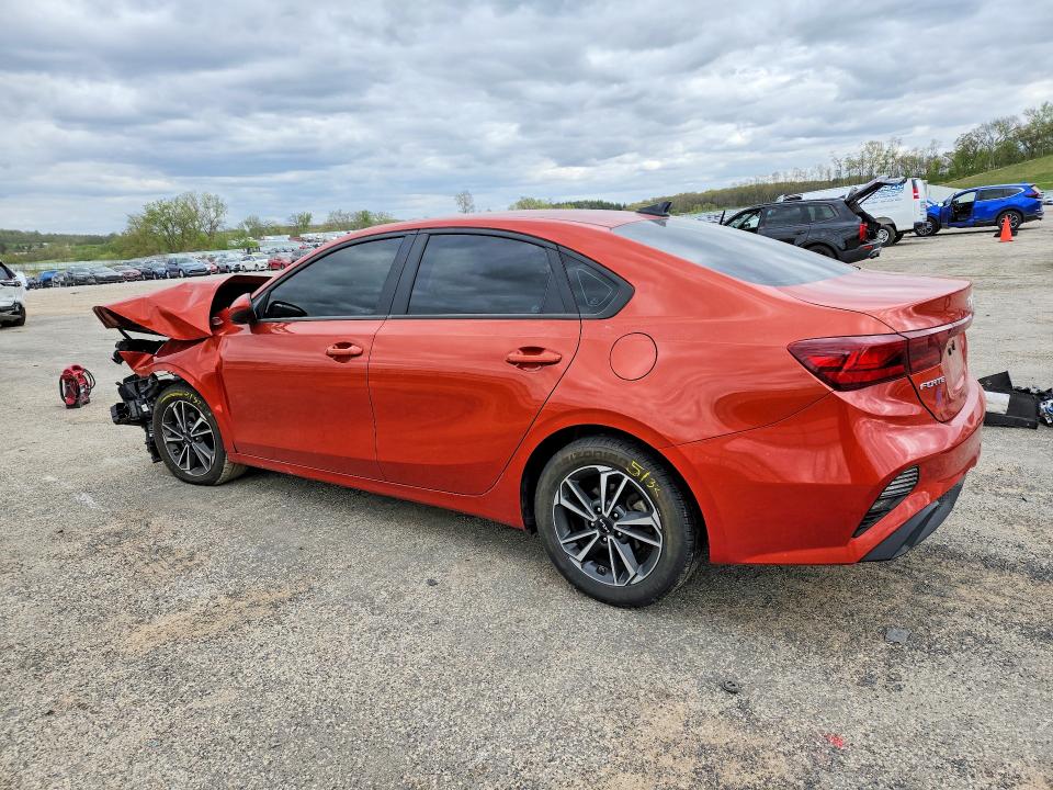 52435196 :رقم المزاد ، 3KPF24AD8NE490375 vin ، 2022 Kia Forte مزاد بيع