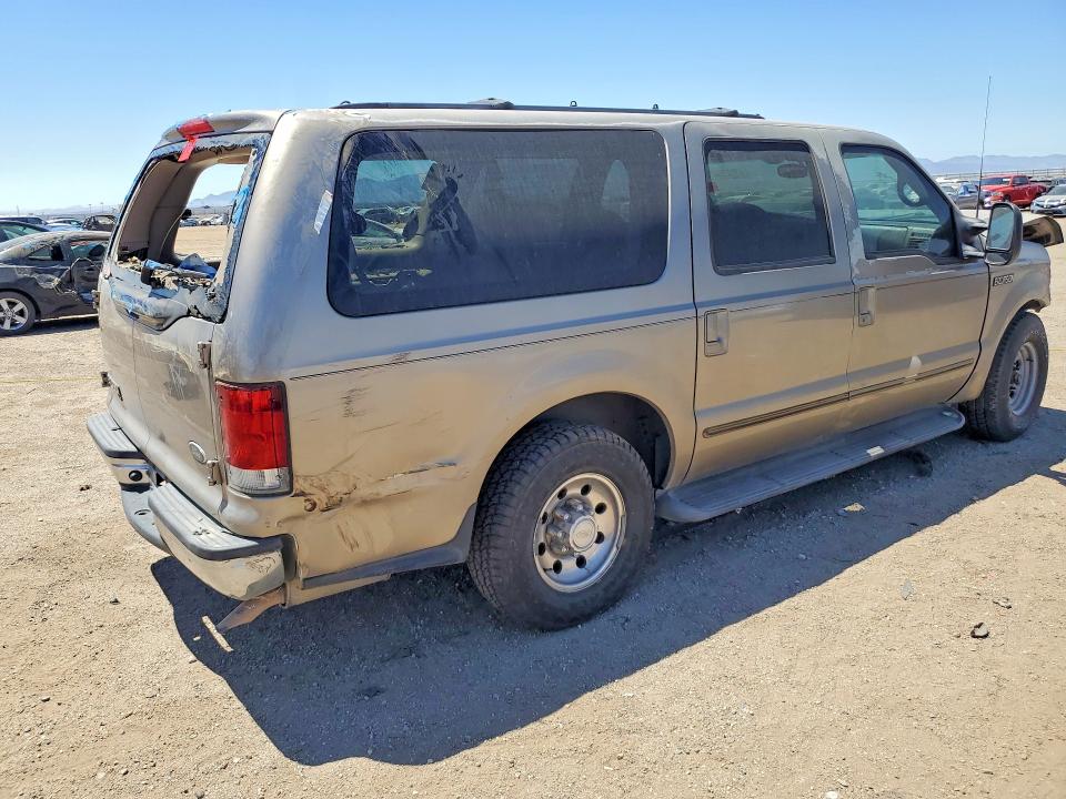 2000 Ford Excursion მანქანა იყიდება აუქციონზე, vin: 1FMNU40L3YEC37832, აუქციონის ნომერი: 52192046