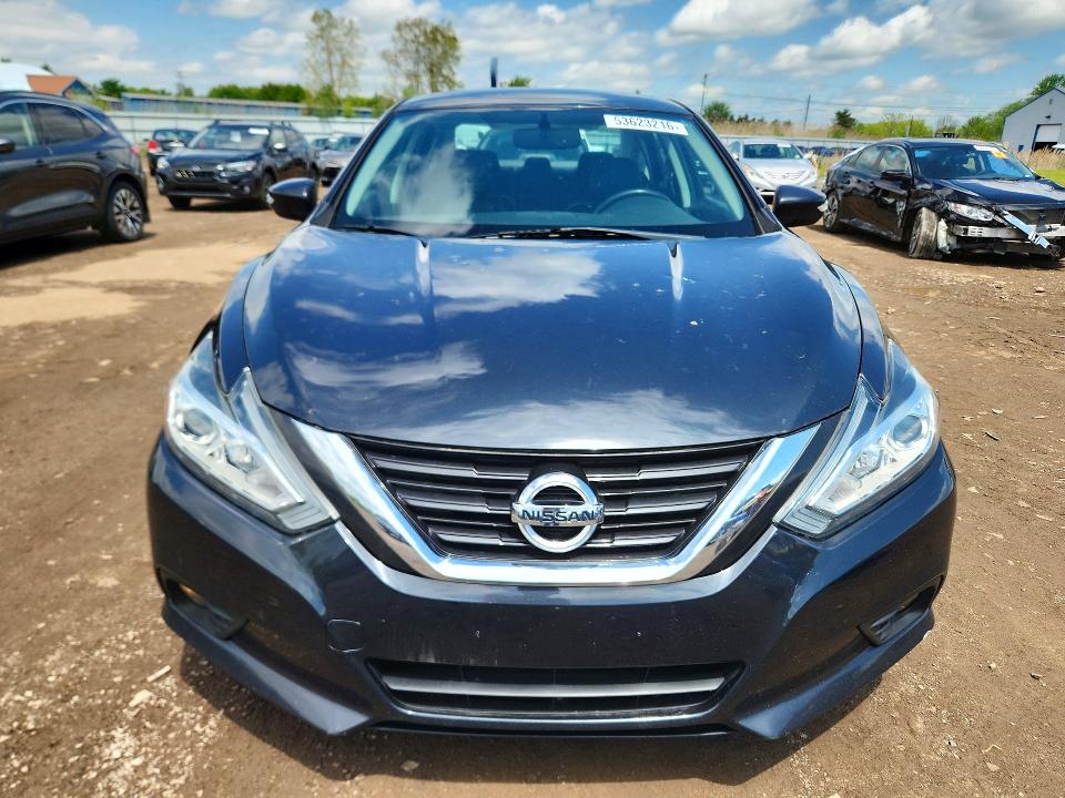 53623216 :رقم المزاد ، 1N4AL3AP5JC164097 vin ، 2018 Nissan Altima مزاد بيع
