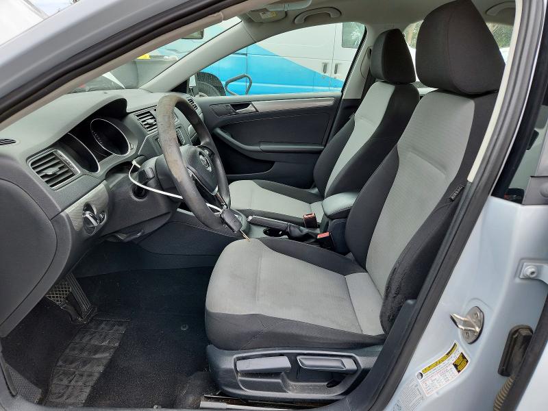 52197576 :رقم المزاد ، 3VW2B7AJ5HM356730 vin ، 2017 Volkswagen Jetta مزاد بيع
