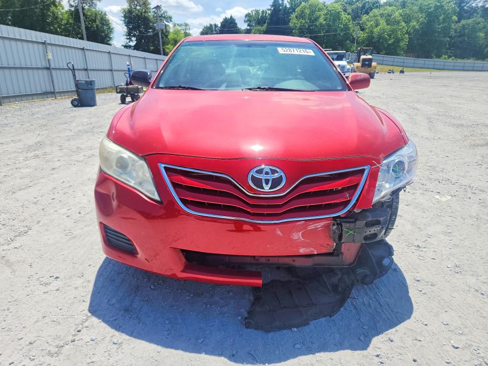 52871216 :رقم المزاد ، 4T4BF3EK7BR211745 vin ، 2011 Toyota Camry مزاد بيع
