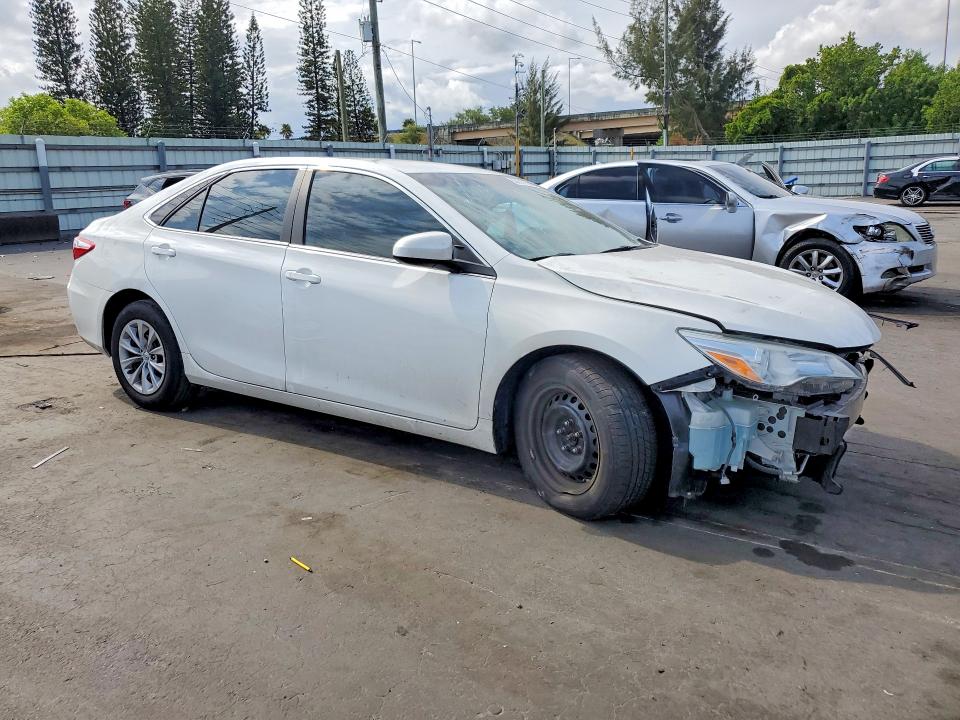 Продаж на аукціоні авто 2016 Toyota Camry, vin: 4T4BF1FK4GR556760, номер лоту: 53251776